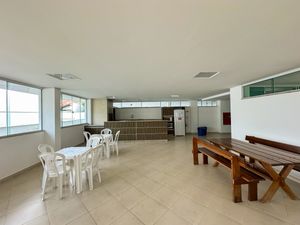 Image 22 - 924238