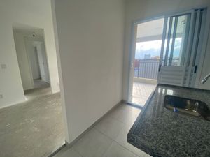Image 11 - 924241