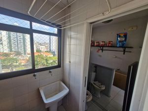 Image 17 - 924247