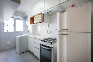 Image 22 - 924248