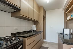 Image 13 - 924251