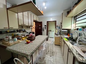 Image 21 - 924252
