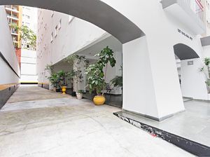 Image 9 - 924254