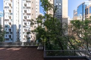 Image 13 - 924257