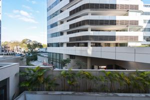 Image 15 - 924260
