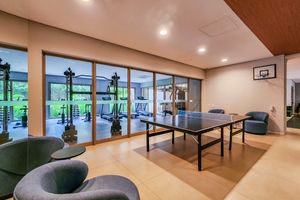 Image 15 - 924263