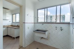 Image 9 - 924264