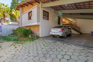 Image 11 - 924266