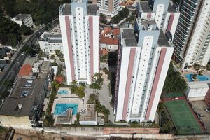 Image 18 - 924271