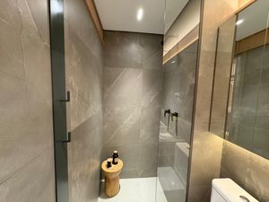 Image 18 - 924272