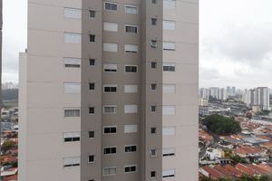 Image 15 - 924275