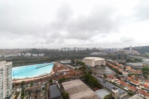 Image 8 - 924275