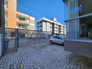 Image 25 - 924276