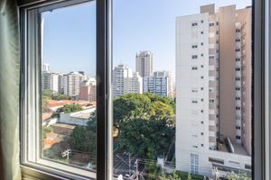Image 25 - 924290