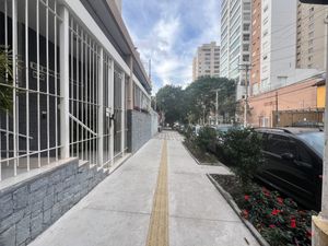 Image 35 - 924294