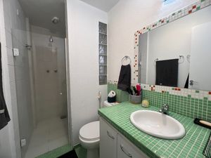 Image 13 - 924294