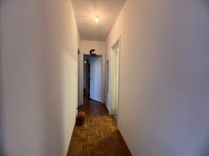 Image 6 - 924294