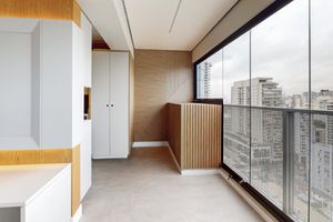 Image 18 - 924295