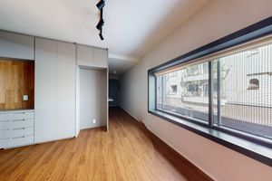Image 6 - 924297