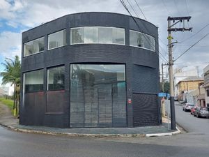 Image 1 - 924301