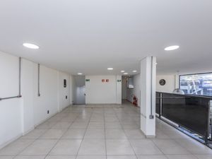 Image 34 - 924301