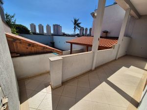 Image 27 - 924305