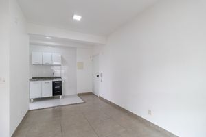 Image 4 - 924312