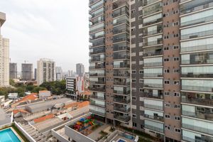 Image 12 - 924312