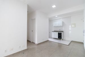 Image 3 - 924312