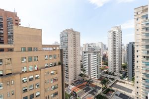 Image 11 - 924313