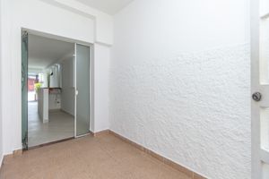 Image 30 - 924316
