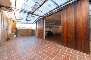 Image 34 - 924317