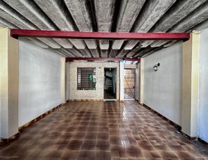 Image 3 - 924320