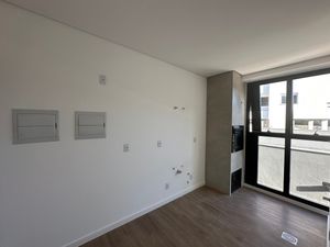 Image 4 - 924322