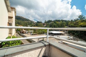 Image 15 - 924323