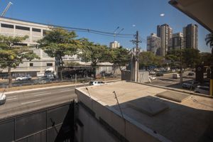 Image 42 - 924324