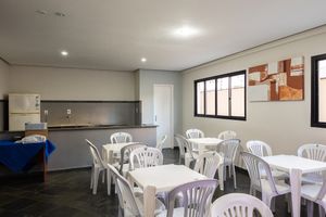 Image 46 - 924325