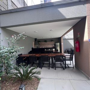 Image 21 - 924327
