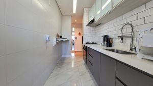 Image 4 - 924328