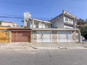 Image 4 - 924329