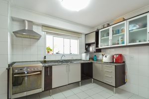 Image 16 - 924330