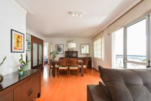 Image 3 - 924330