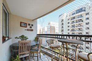 Image 9 - 924330