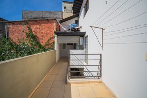 Image 20 - 924335