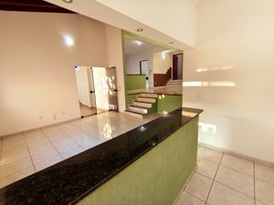 Image 8 - 924336