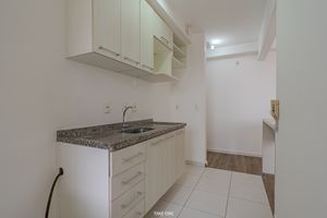 Image 17 - 924348