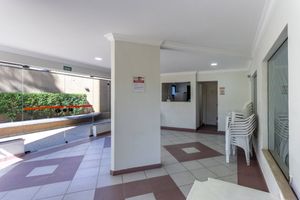Image 19 - 924355