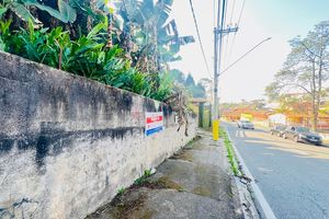 Image 6 - 924357