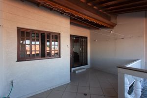 Image 38 - 924358