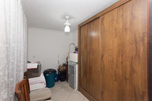 Image 19 - 924358